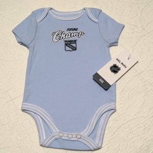 0-3m (5/$20) NHL New York Rangers Onesie